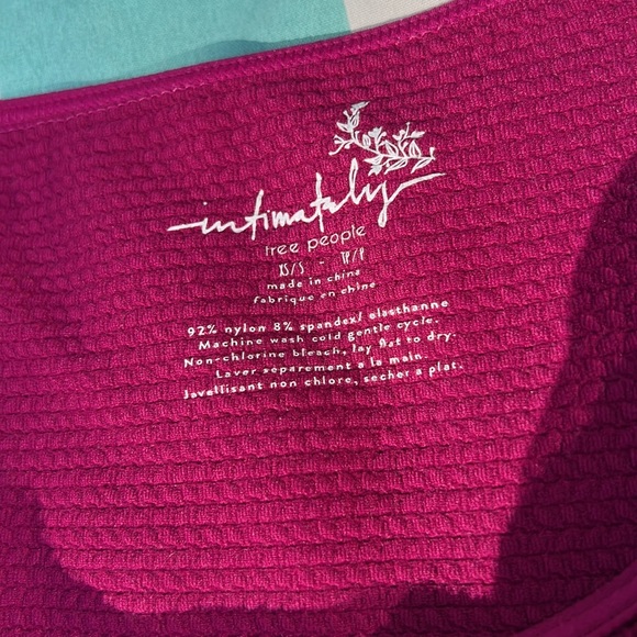 #1034 NWT Free People Cross Shoulder LongSleeve Layering Top Size Xs/S Fuchsia - Picture 9 of 13